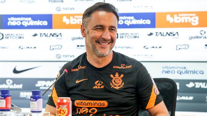 Vítor Pereira em polêmica no Brasil