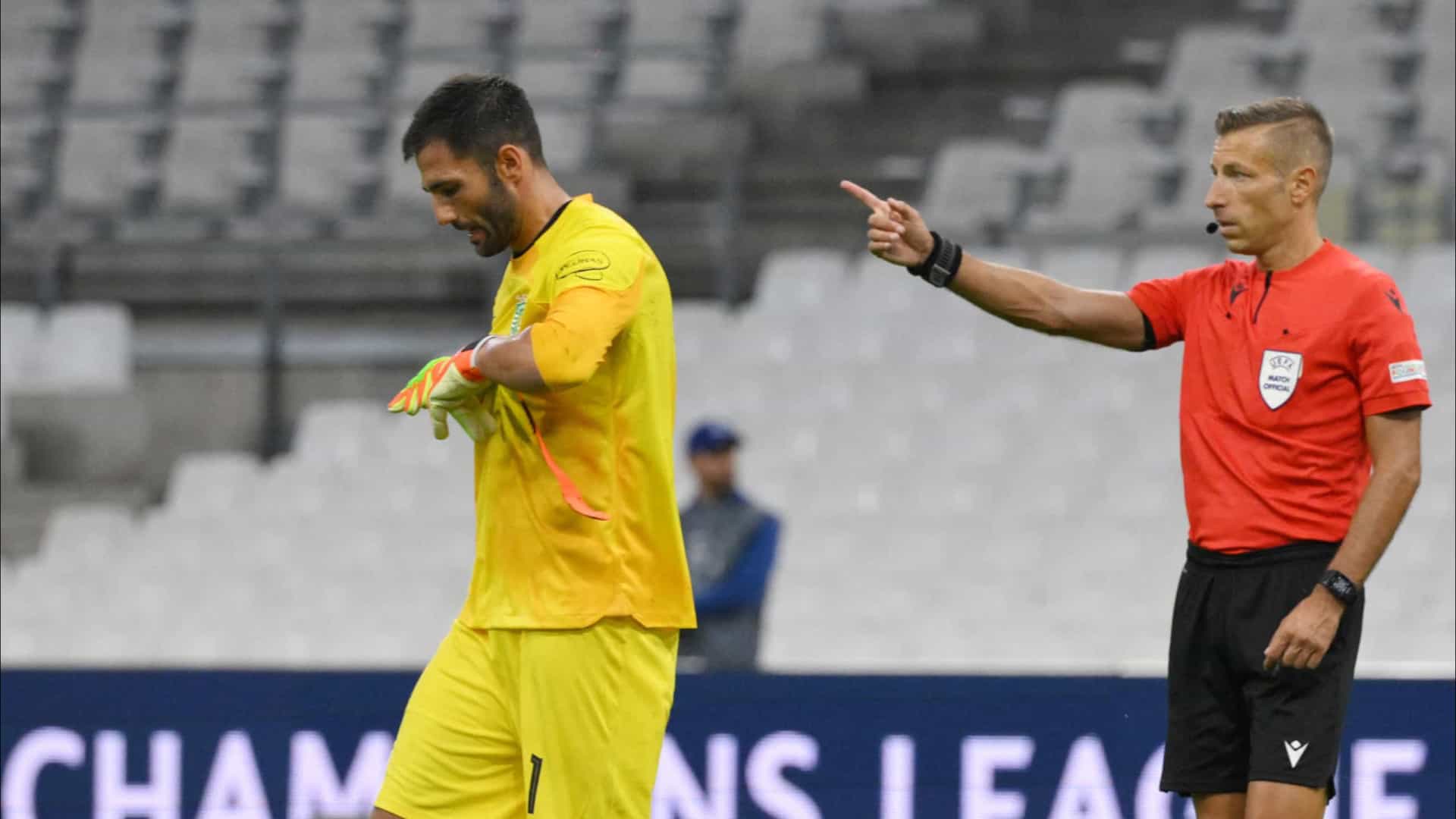 Os erros de Adan já feriram a pontuação do Sporting CP