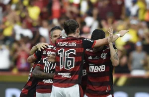 Antigo treinador do FC Porto é oficializado no Flamengo