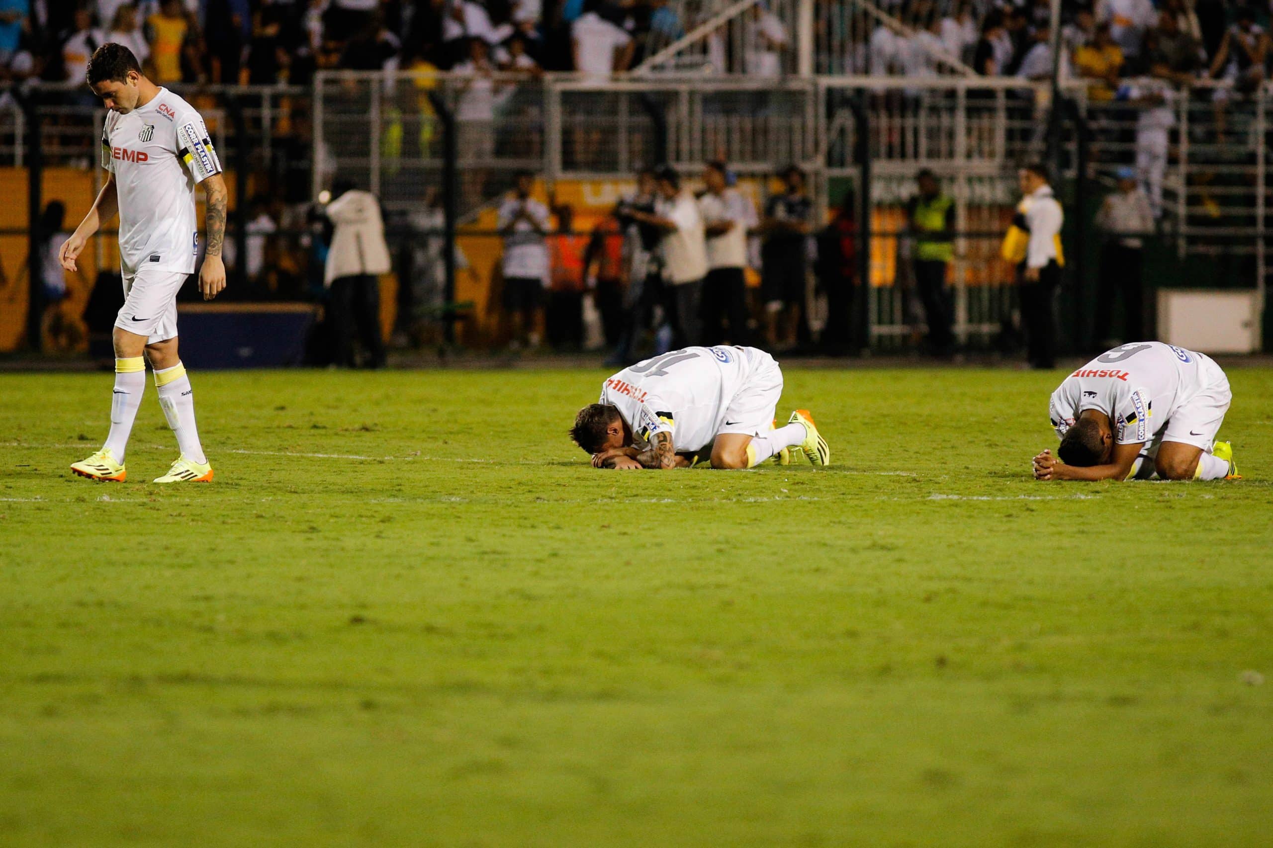Jovem jogador de 21 anos do Brasil encontrado morto em casa