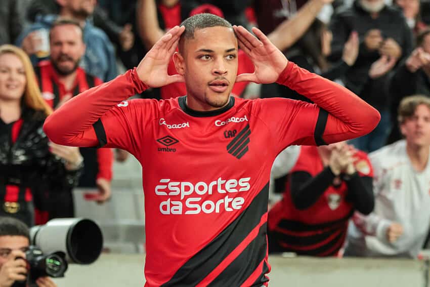 As 10 maiores vendas de sempre do futebol brasileiro