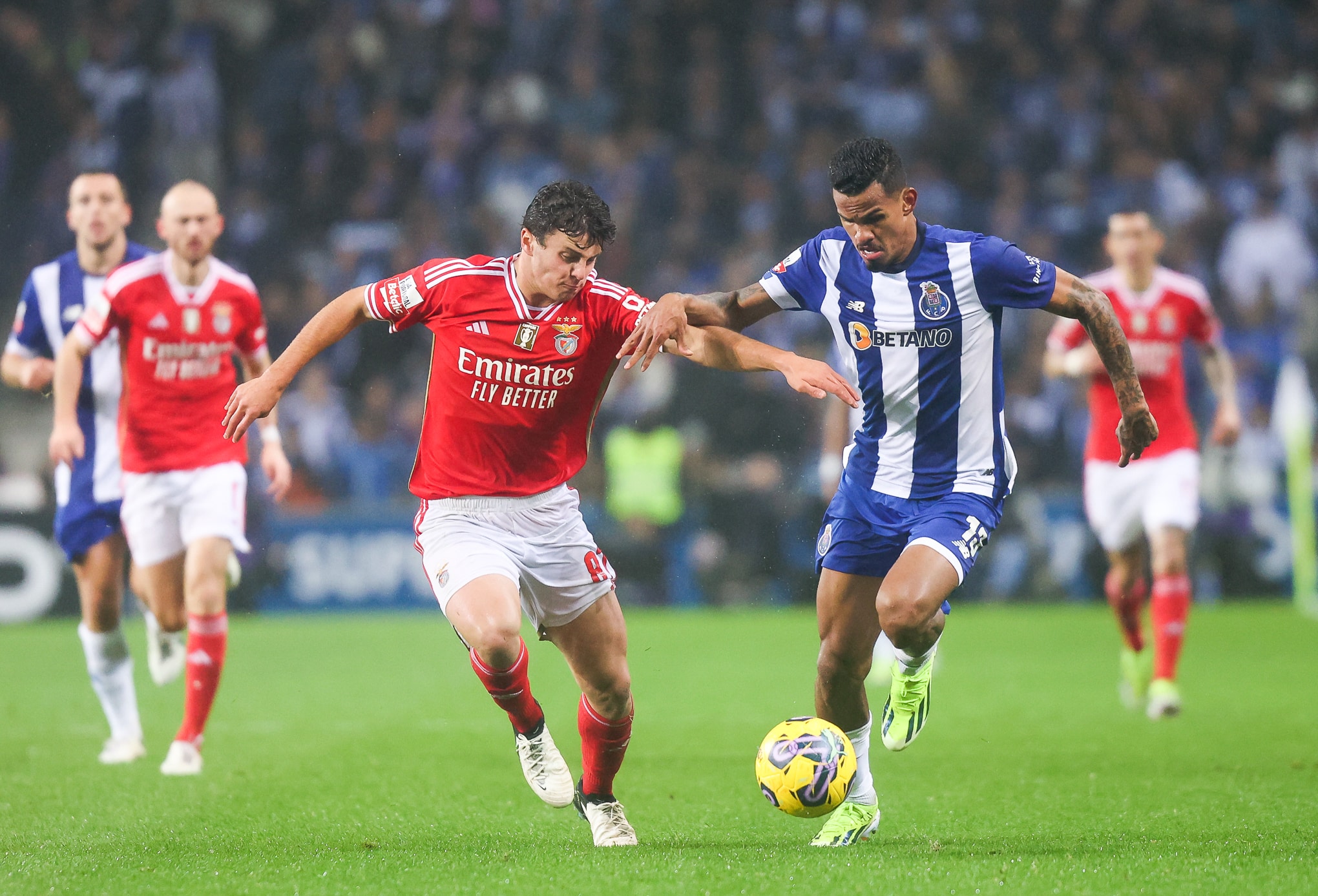 Onde assistir Benfica vs Rangers em direto (7 de março)